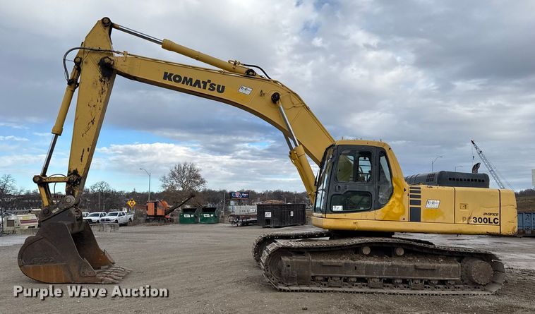 image for item EC4531 2002 Komatsu PC300LC-6 excavator