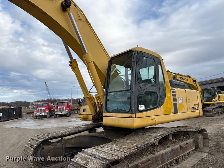 image for item EC4531 2002 Komatsu PC300LC-6 excavator