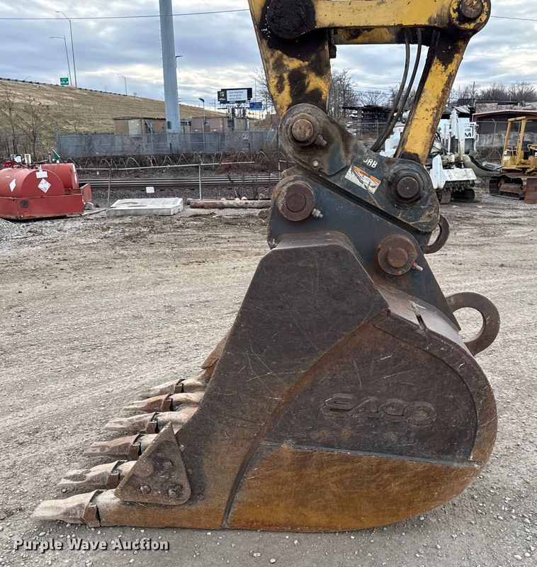 image for item EC4531 2002 Komatsu PC300LC-6 excavator