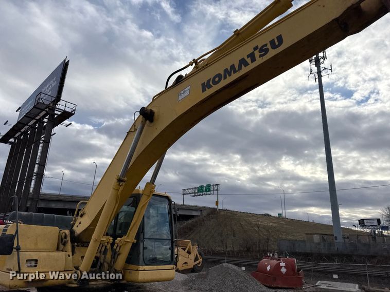 image for item EC4531 2002 Komatsu PC300LC-6 excavator