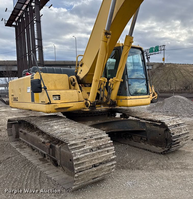 image for item EC4531 2002 Komatsu PC300LC-6 excavator