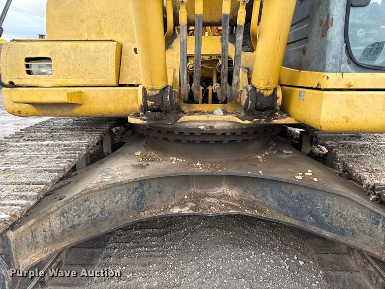 image for item EC4531 2002 Komatsu PC300LC-6 excavator