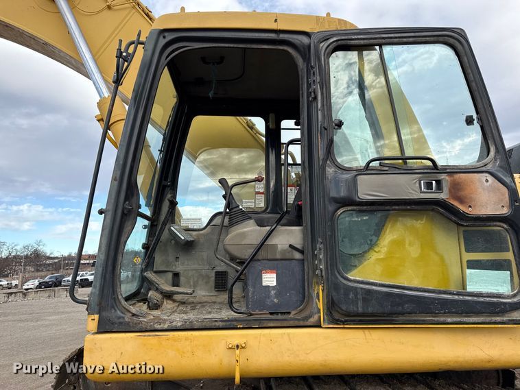 image for item EC4531 2002 Komatsu PC300LC-6 excavator