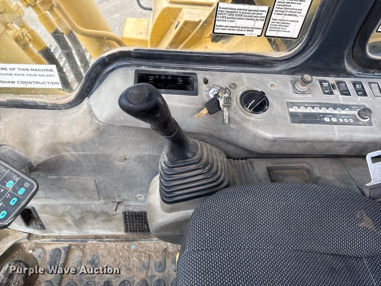 image for item EC4531 2002 Komatsu PC300LC-6 excavator