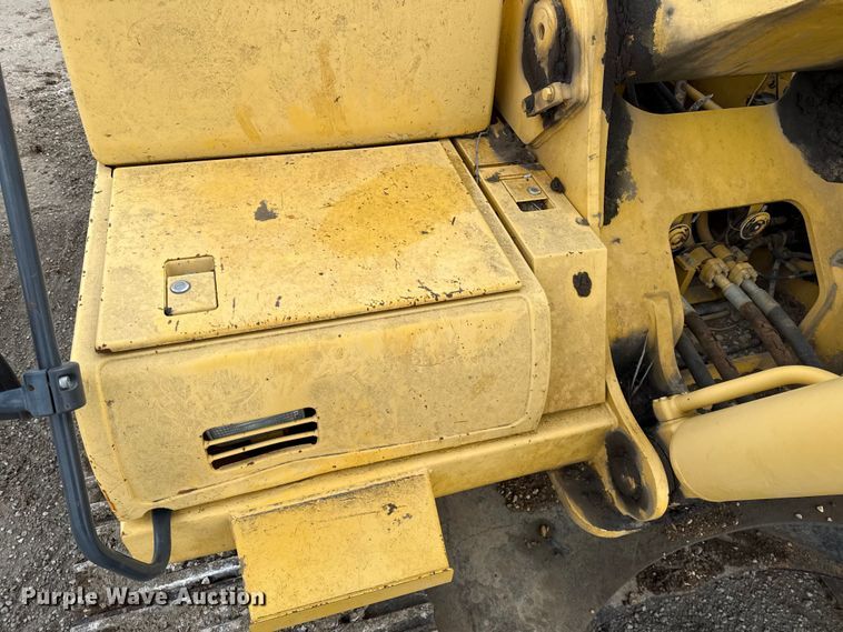 image for item EC4531 2002 Komatsu PC300LC-6 excavator