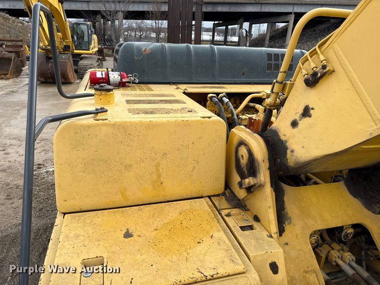 image for item EC4531 2002 Komatsu PC300LC-6 excavator