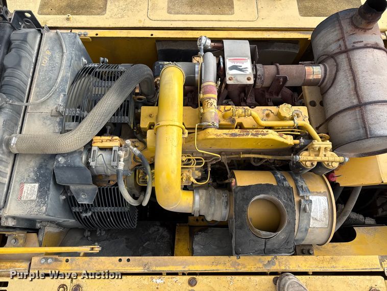 image for item EC4531 2002 Komatsu PC300LC-6 excavator