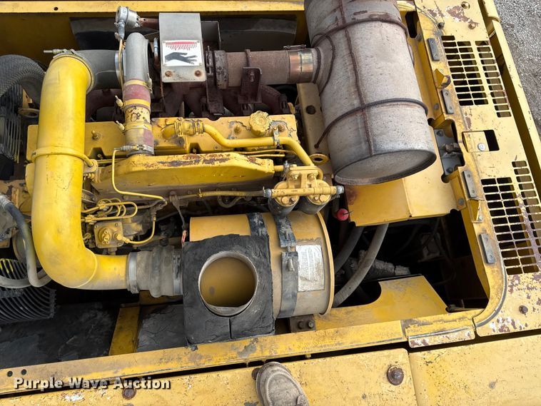 image for item EC4531 2002 Komatsu PC300LC-6 excavator