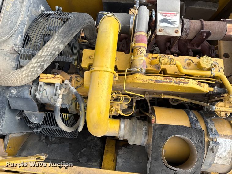 image for item EC4531 2002 Komatsu PC300LC-6 excavator