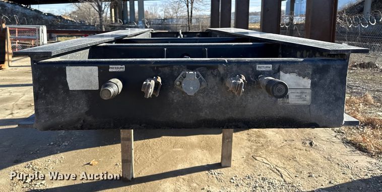 image for item EC4534 2014 Trail King lowboy equipment trailer