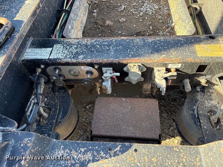 image for item EC4534 2014 Trail King lowboy equipment trailer