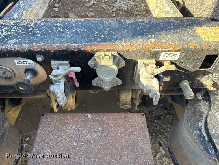 image for item EC4534 2014 Trail King lowboy equipment trailer