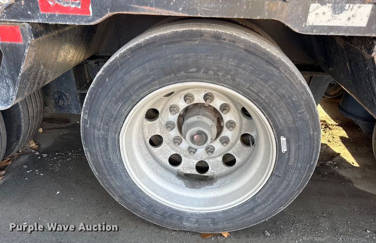 image for item EC4534 2014 Trail King lowboy equipment trailer