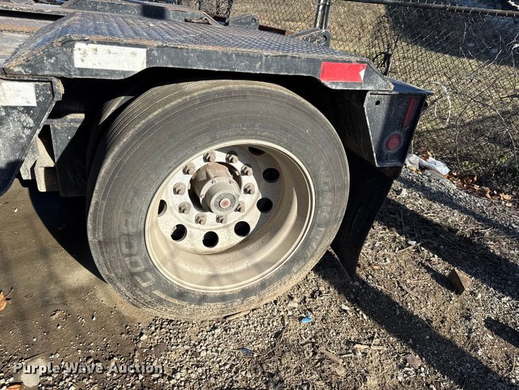 image for item EC4534 2014 Trail King lowboy equipment trailer