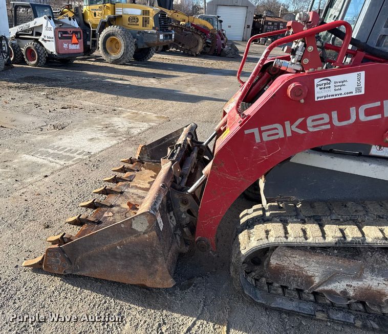 image for item EC4535 2015 Takeuchi TL8 tracked skid steer loader