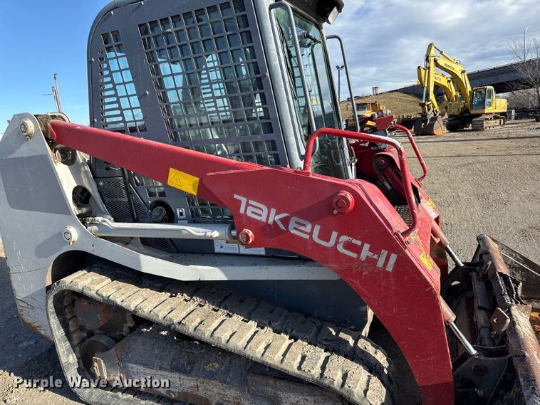 image for item EC4535 2015 Takeuchi TL8 tracked skid steer loader