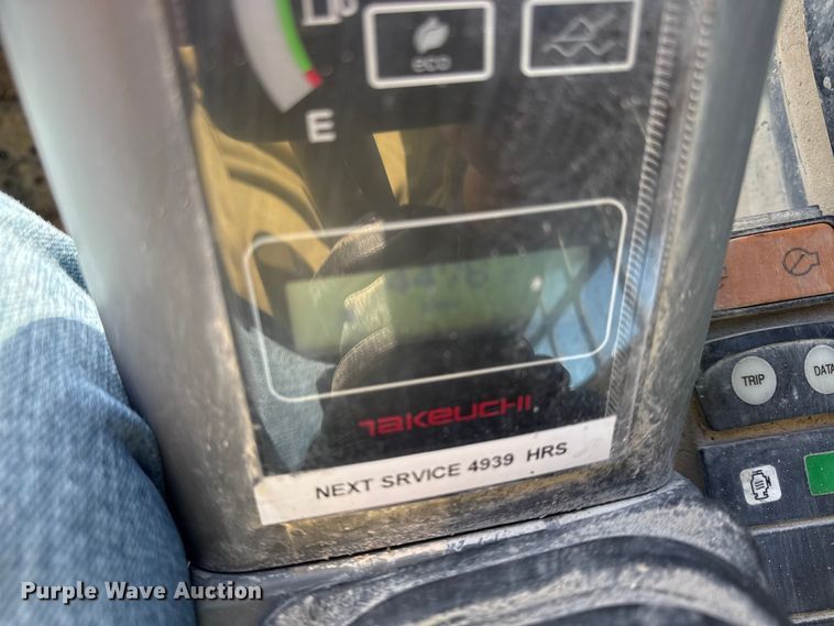 image for item EC4535 2015 Takeuchi TL8 tracked skid steer loader