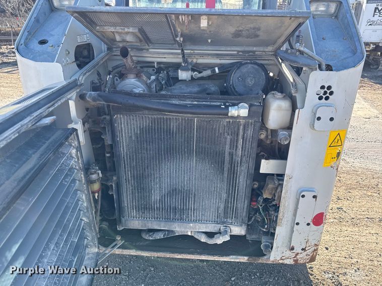 image for item EC4535 2015 Takeuchi TL8 tracked skid steer loader