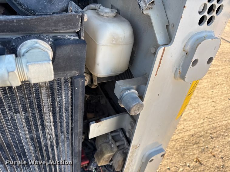 image for item EC4535 2015 Takeuchi TL8 tracked skid steer loader