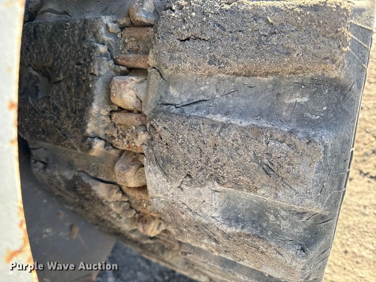 image for item EC4535 2015 Takeuchi TL8 tracked skid steer loader