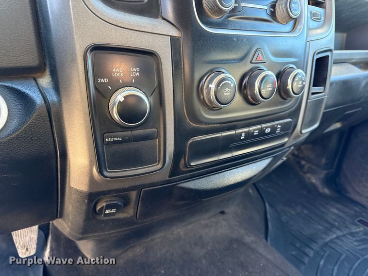 image for item EC4538 2017 RAM 2500 Crew Cab pickup truck