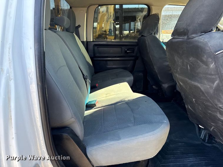 image for item EC4538 2017 RAM 2500 Crew Cab pickup truck