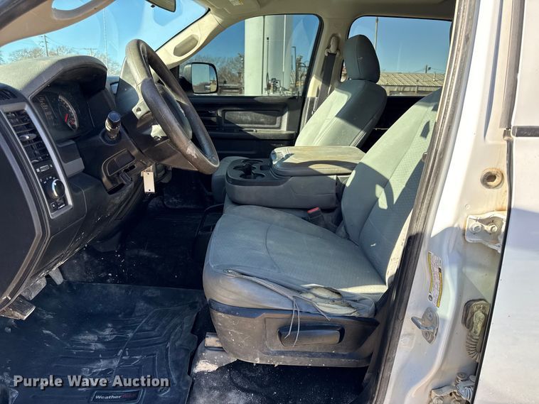 image for item EC4539 2018 RAM 2500 Crew Cab pickup truck