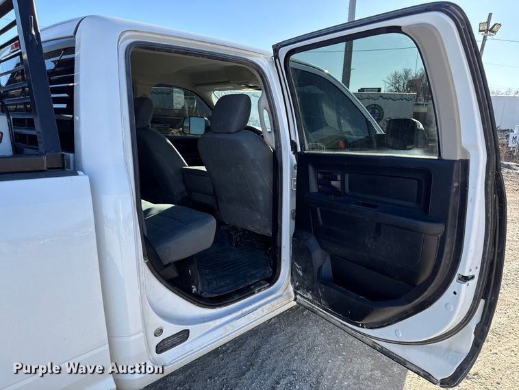 image for item EC4539 2018 RAM 2500 Crew Cab pickup truck