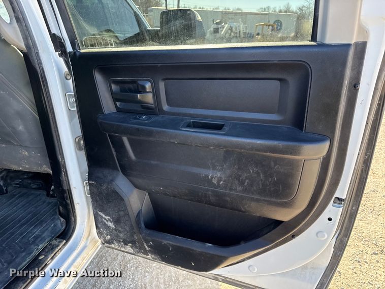 image for item EC4539 2018 RAM 2500 Crew Cab pickup truck