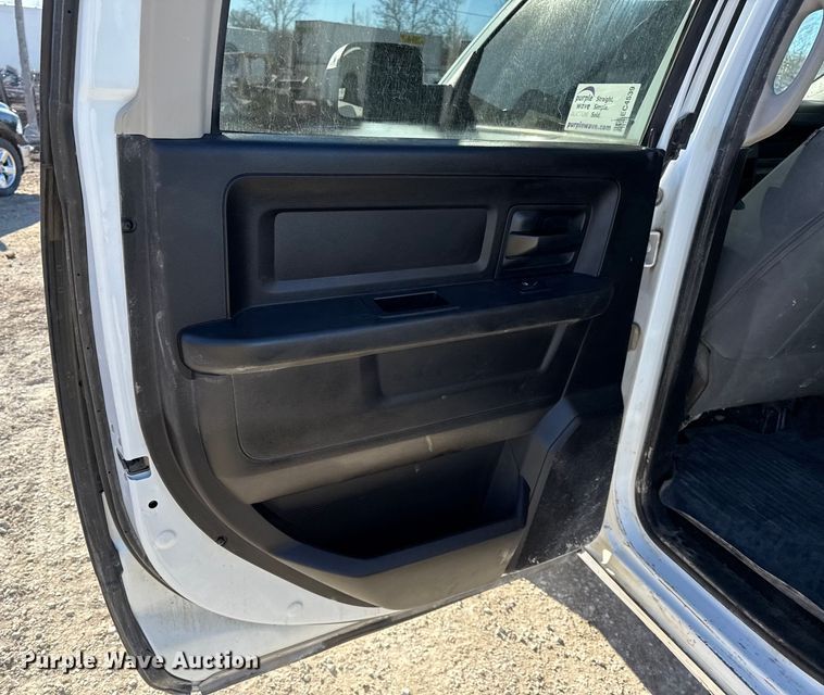 image for item EC4539 2018 RAM 2500 Crew Cab pickup truck