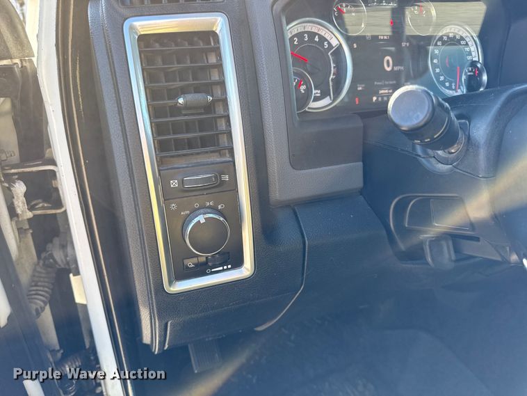 image for item EC4541 2017 RAM 2500 Crew Cab pickup truck