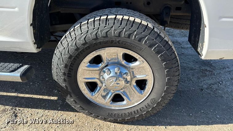 image for item EC4541 2017 RAM 2500 Crew Cab pickup truck