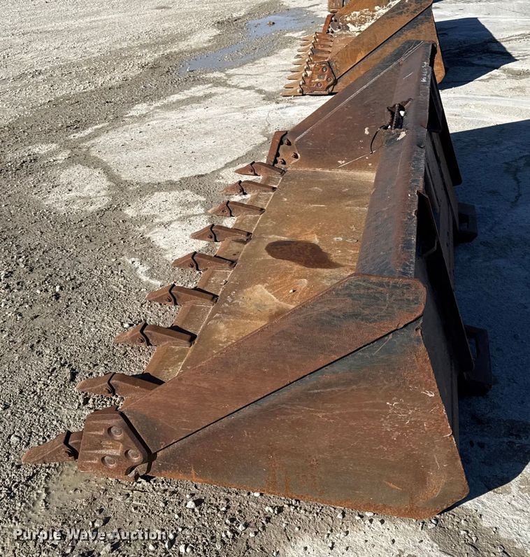 image for item EC4545 78