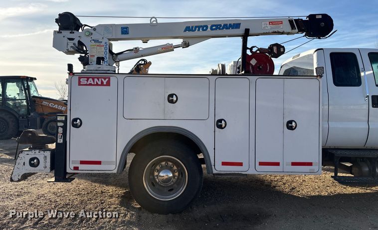 image for item EC8171 2008 Ford F650 Super Duty utility / service truck