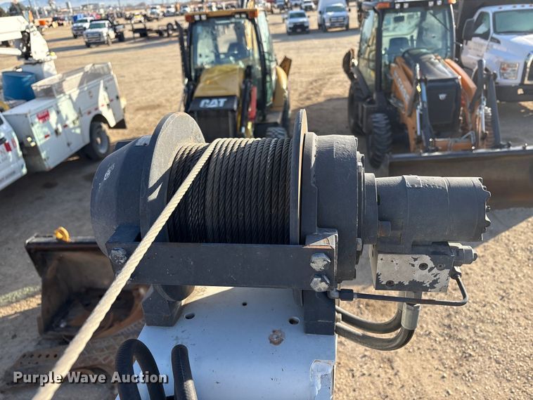 image for item EC8171 2008 Ford F650 Super Duty utility / service truck