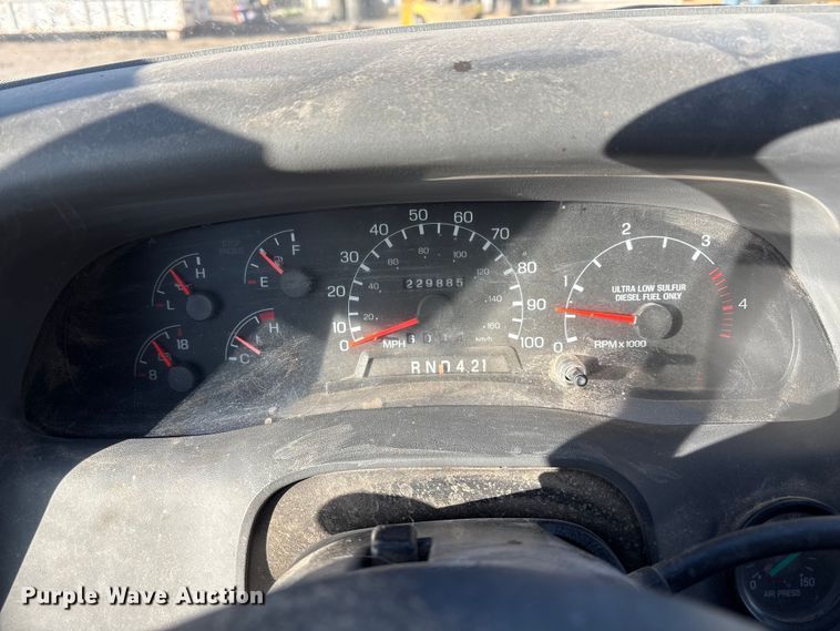 image for item EC8171 2008 Ford F650 Super Duty utility / service truck