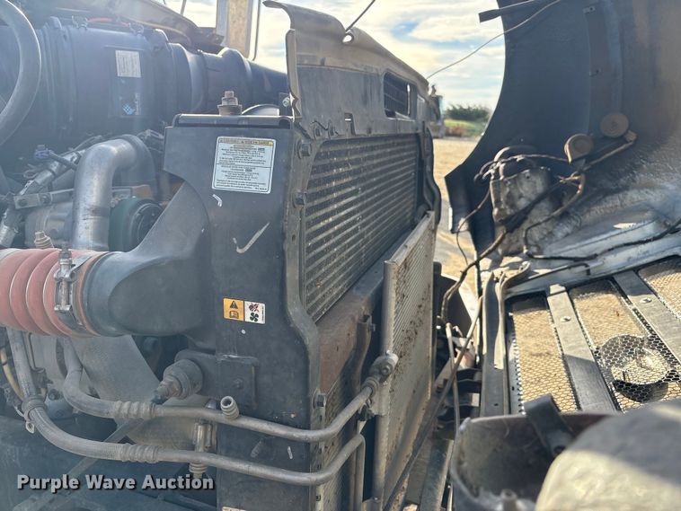 image for item EC8171 2008 Ford F650 Super Duty utility / service truck