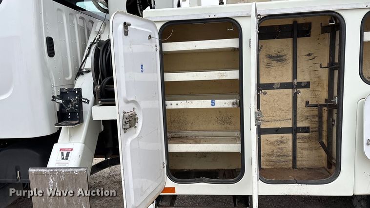 image for item ED2432 2012 Freightliner Business Class M2 digger derrick truck