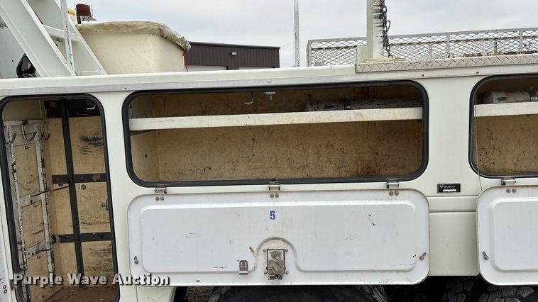 image for item ED2432 2012 Freightliner Business Class M2 digger derrick truck