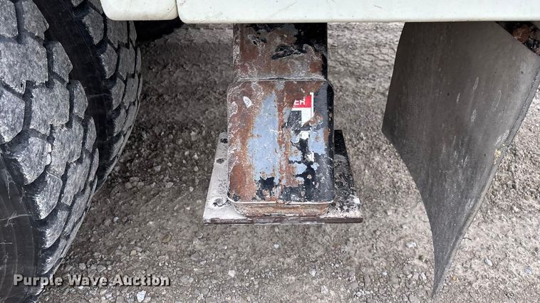 image for item ED2432 2012 Freightliner Business Class M2 digger derrick truck