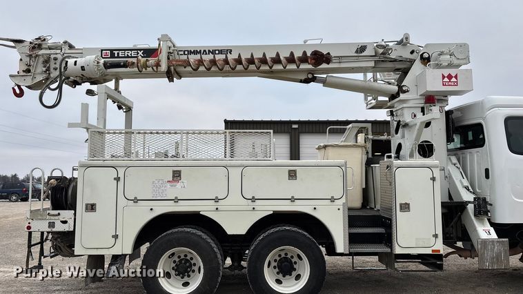 image for item ED2432 2012 Freightliner Business Class M2 digger derrick truck