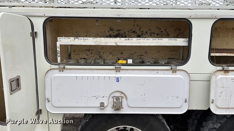 image for item ED2432 2012 Freightliner Business Class M2 digger derrick truck