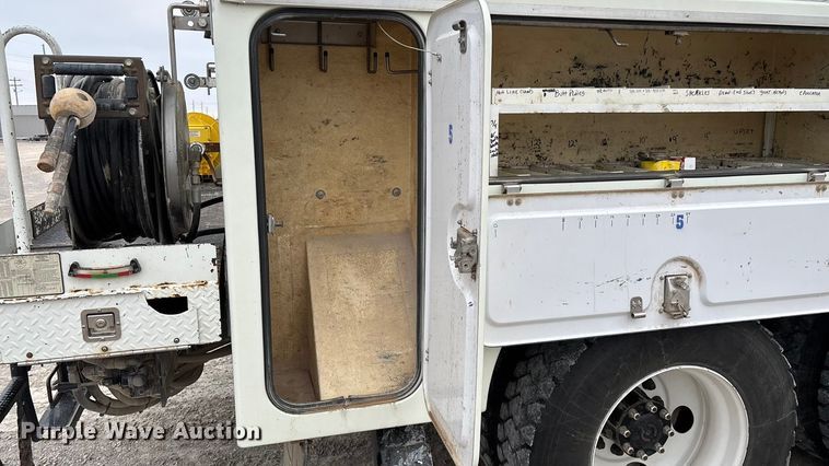 image for item ED2432 2012 Freightliner Business Class M2 digger derrick truck