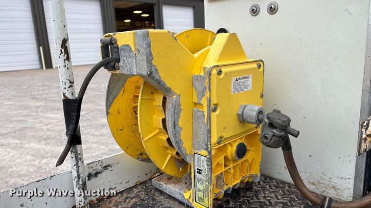 image for item ED2432 2012 Freightliner Business Class M2 digger derrick truck