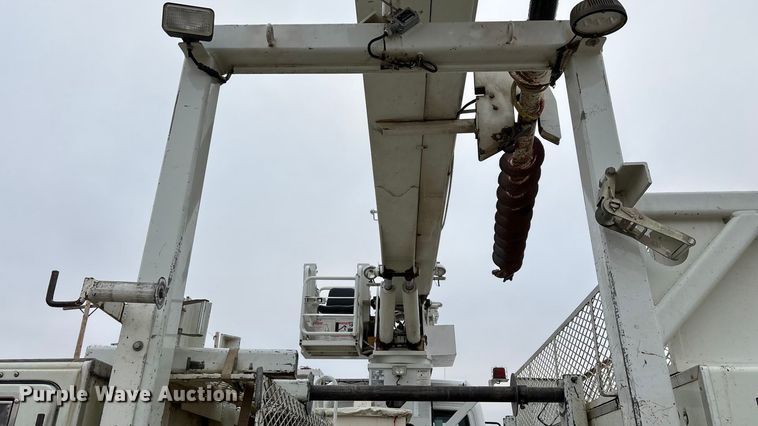 image for item ED2432 2012 Freightliner Business Class M2 digger derrick truck