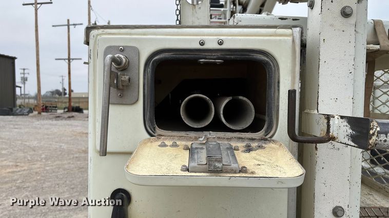 image for item ED2432 2012 Freightliner Business Class M2 digger derrick truck