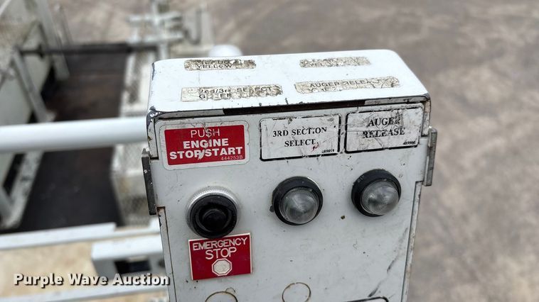 image for item ED2432 2012 Freightliner Business Class M2 digger derrick truck