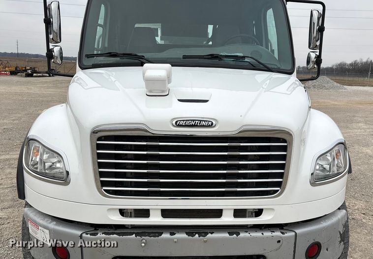 image for item ED2432 2012 Freightliner Business Class M2 digger derrick truck