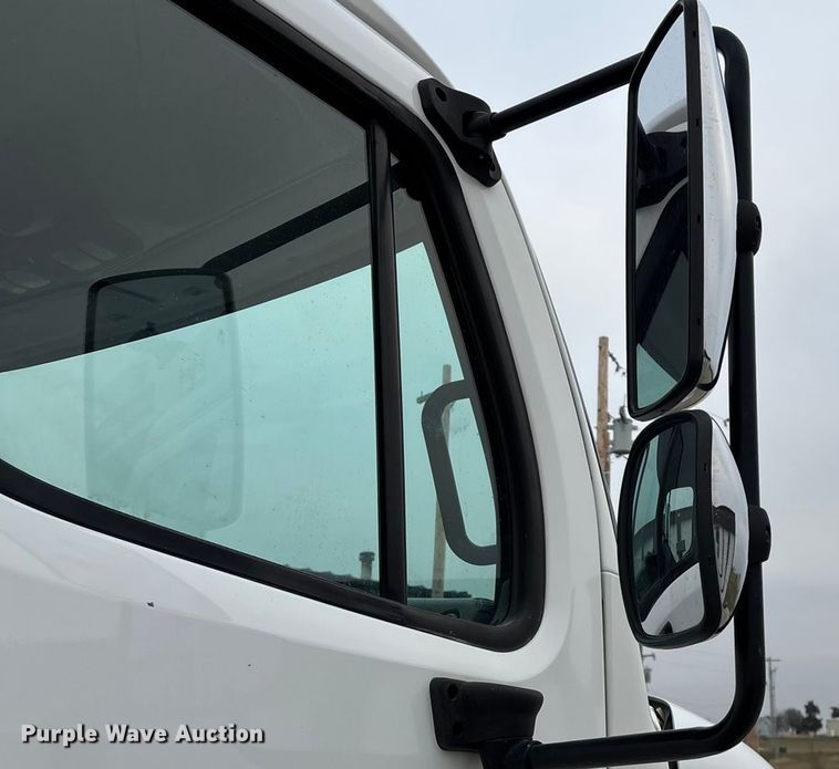 image for item ED2432 2012 Freightliner Business Class M2 digger derrick truck