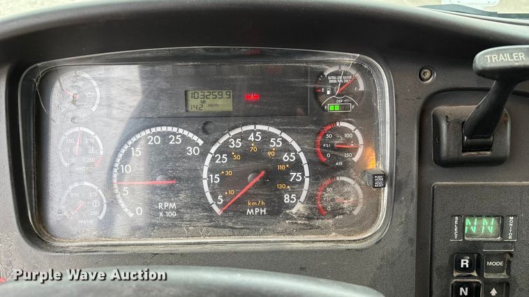 image for item ED2432 2012 Freightliner Business Class M2 digger derrick truck